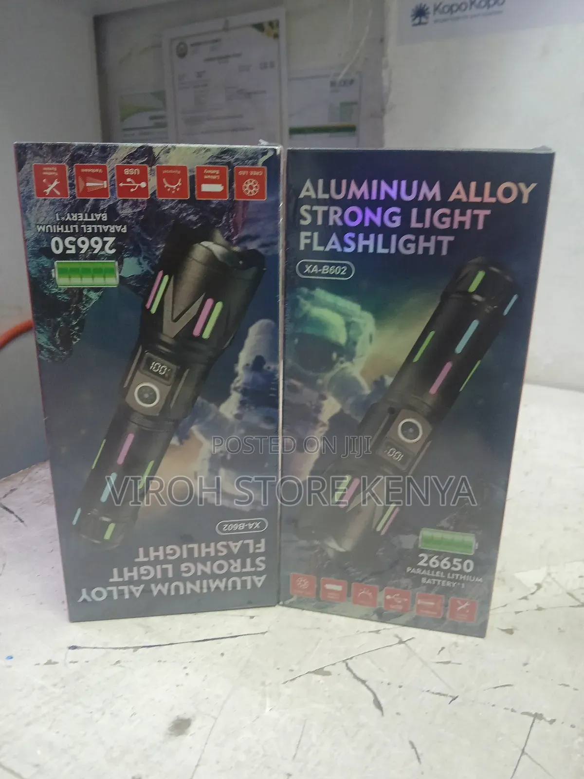 Kezu Flashlight Torch With Zoom - Powerbank