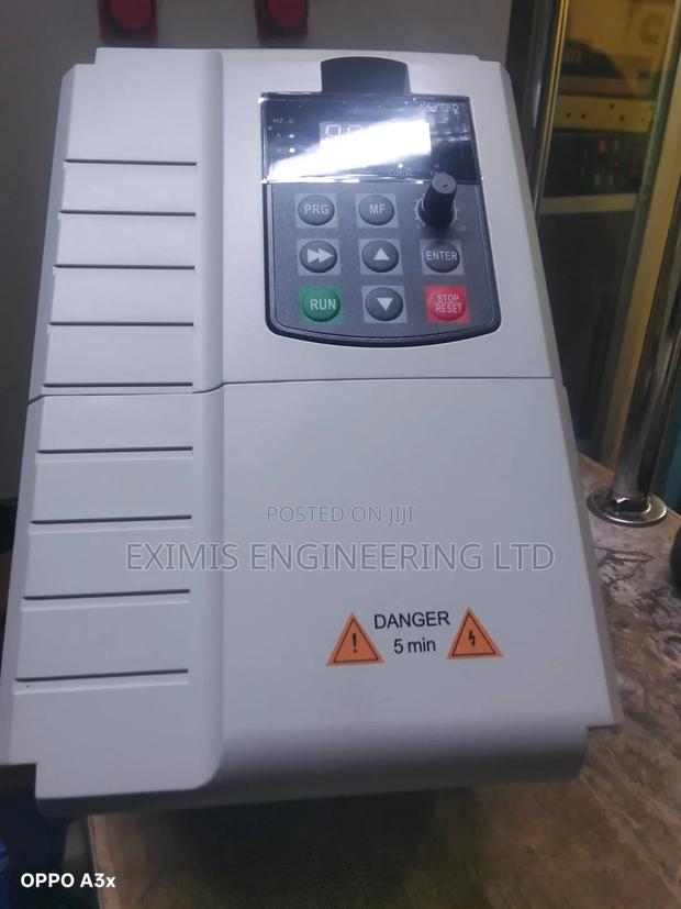 2.2kw 1phase-3phase Converter - main view