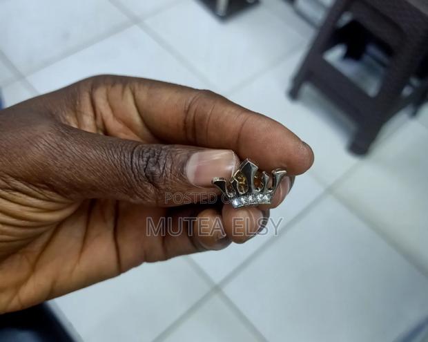Gold,Silver White Crown Lapel Pins - thumbnail 3
