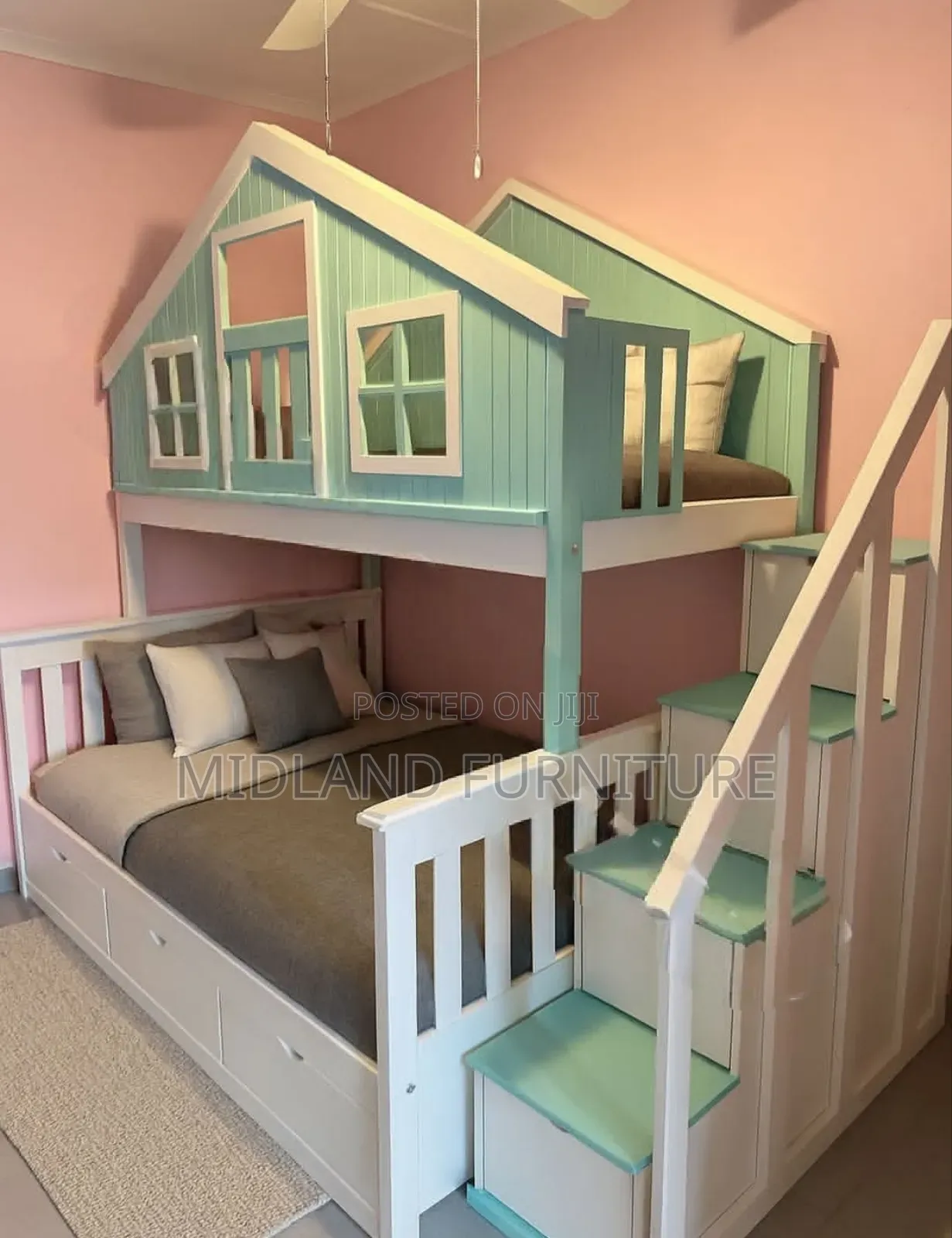 Children Double Decker ; House Theme