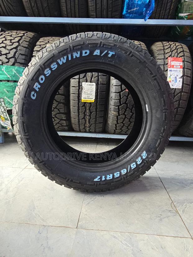 225/65r17 Linglong Crosswind All Terrain Tire - thumbnail 2