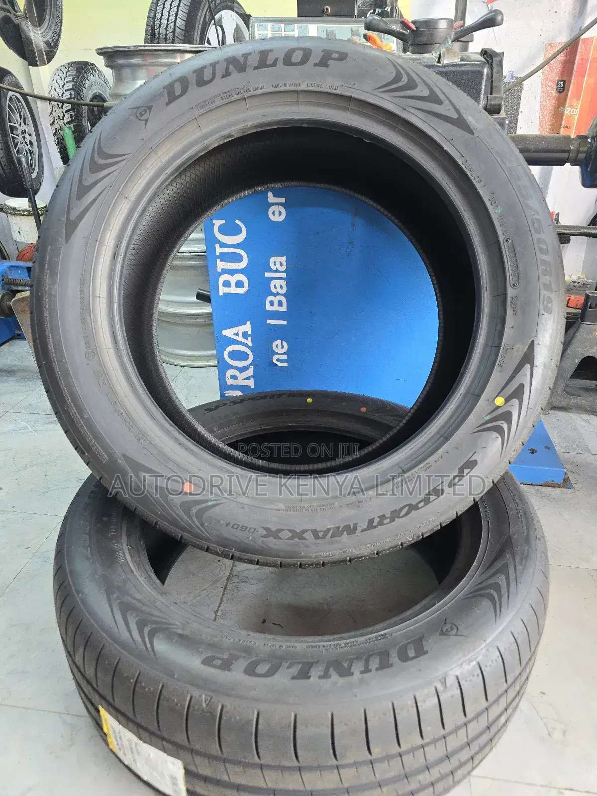 255/50r19 Dunlop Tire