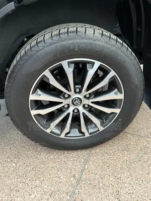 Toyota Land Cruiser Prado 2.8 2020 Black