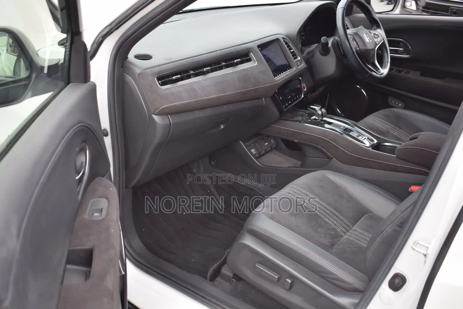Honda Vezel 2019 White