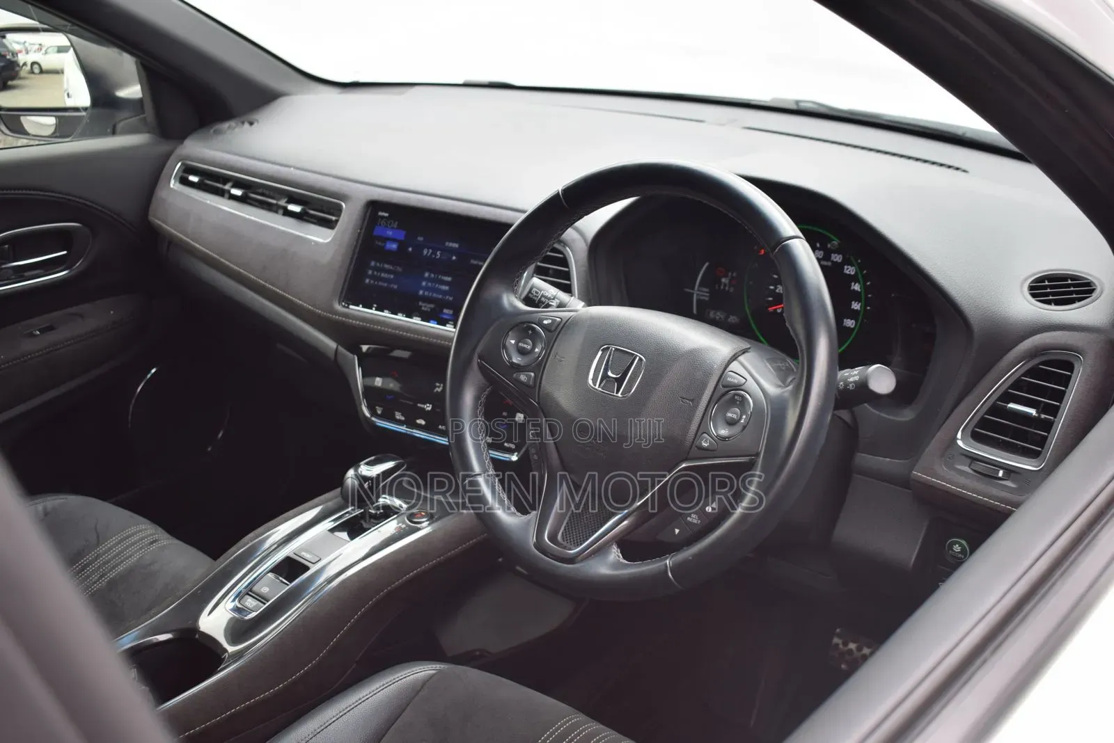 Honda Vezel 2019 White