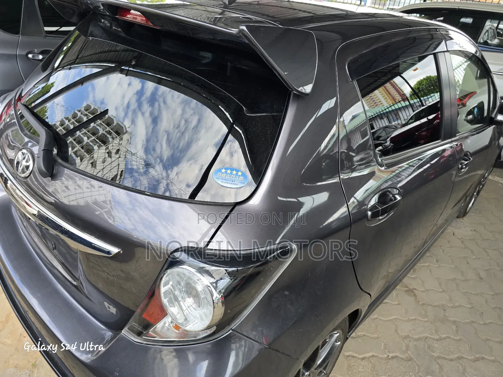 Toyota Vitz 2018 Gray