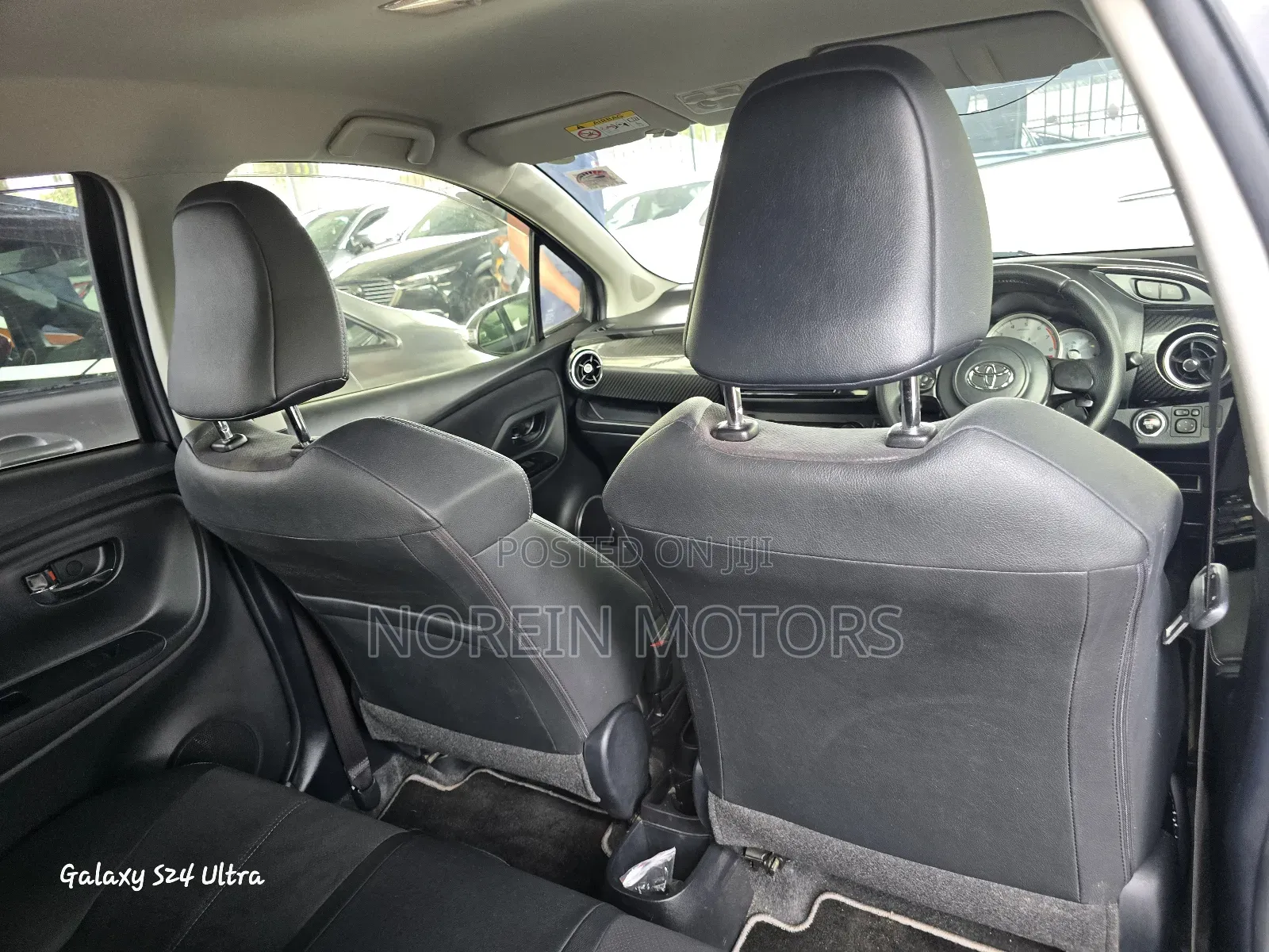 Toyota Vitz 2018 Gray
