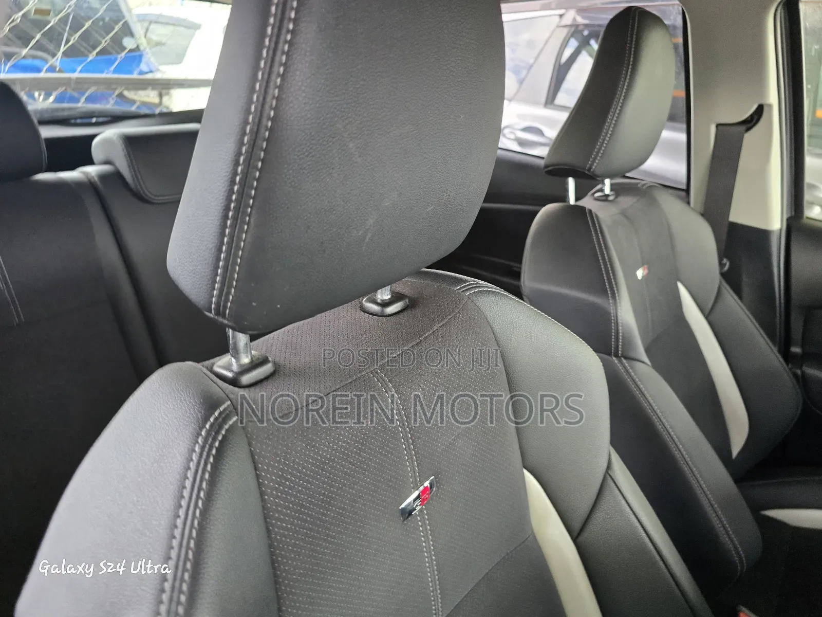 Toyota Vitz 2018 Gray