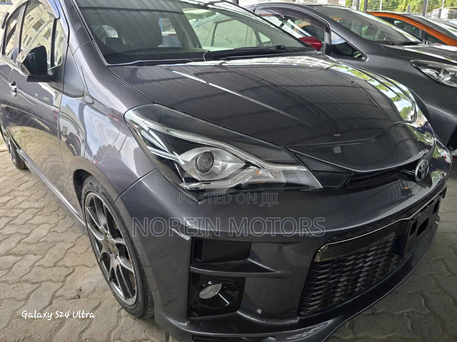 Toyota Vitz 2018 Gray