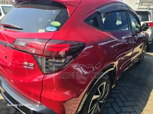 Honda Vezel 2019 Red