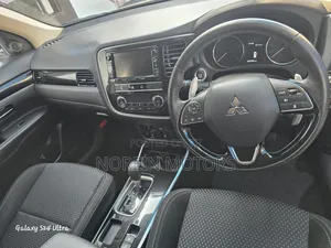Mitsubishi Outlander 2019 Purple