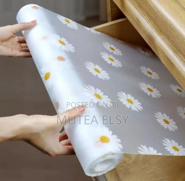 Daisy Pattern Kitchen Drawer Liners - thumbnail 2