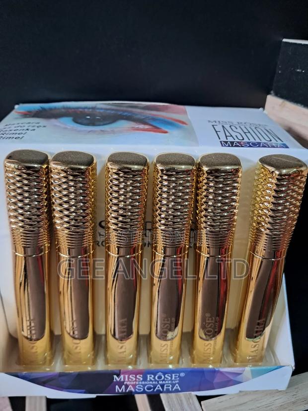 Waterproof Black Mascara (Miss Rose)