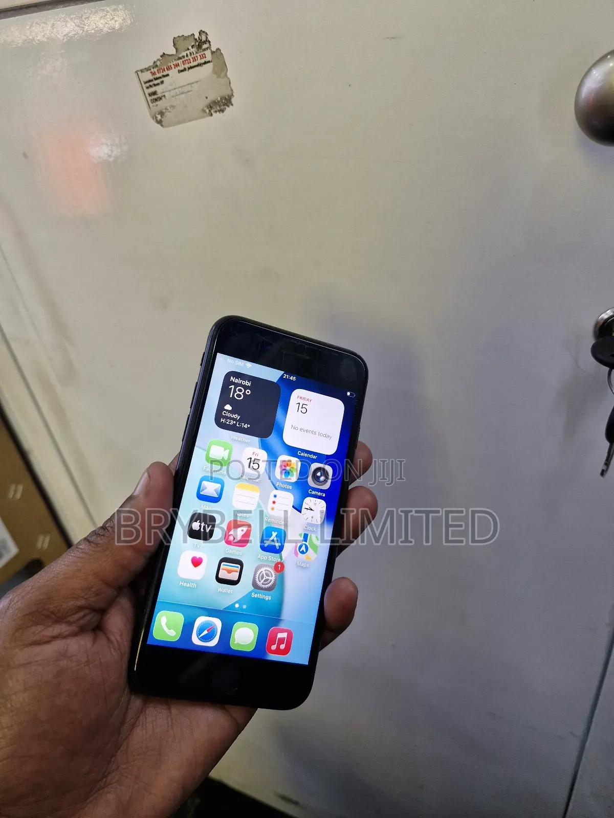 Apple iPhone SE (2020) 64 GB Black