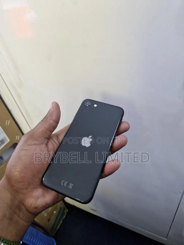 Apple iPhone SE (2020) 64 GB Black - thumbnail 3