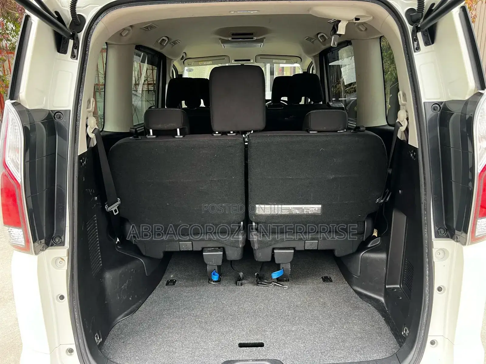 Nissan Serena 2019 White