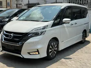 Nissan Serena 2018 Pearl