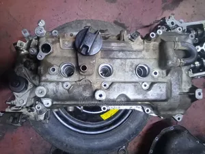 Hr12 Cylinder Head