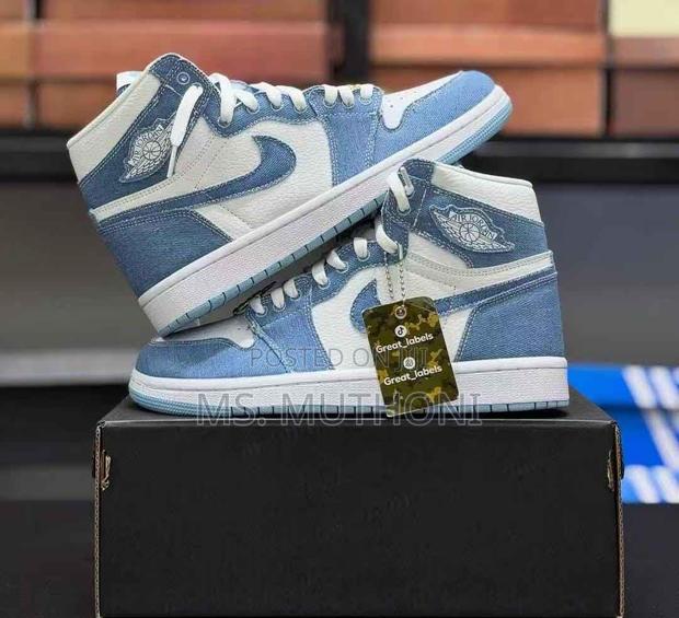Jordan 1 Hightop Size 40 to 45 - thumbnail 4