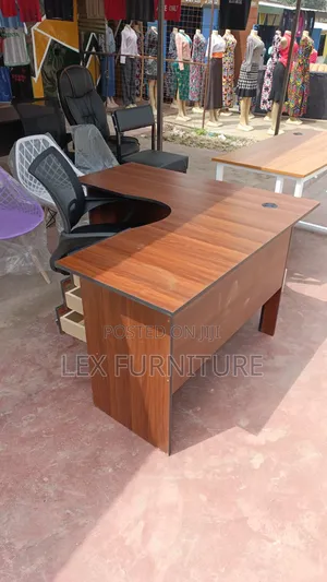 C36 Leather Office Chair and Lshape Office Desk