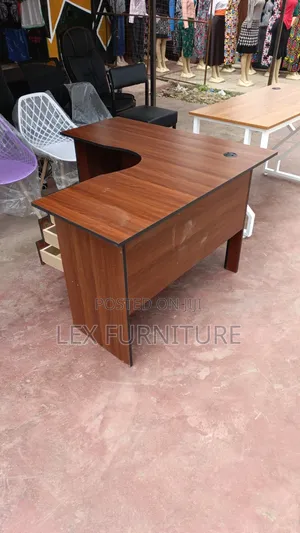 Locable Lshape Office Desk