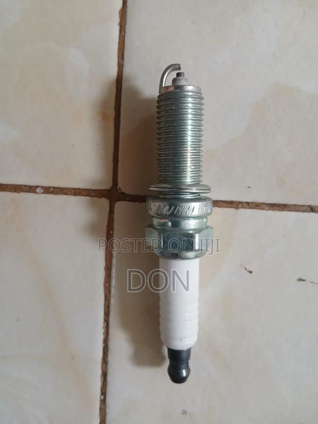 Bajaj Spark Plug R-02 - thumbnail 2