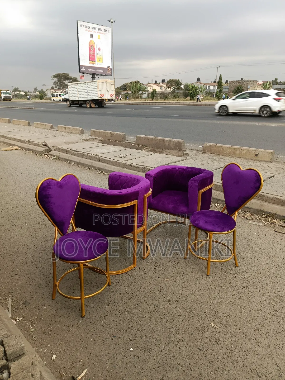 4 Manicure Purple Seats, for Technician and Clients