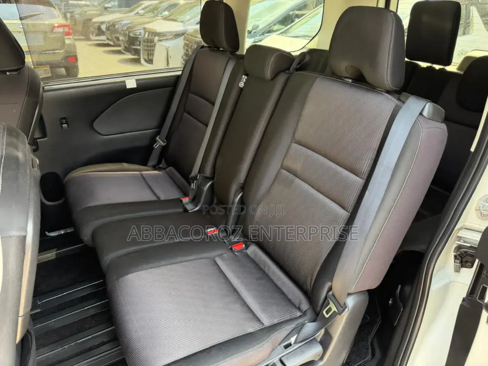 Nissan Serena 2018 Pearl