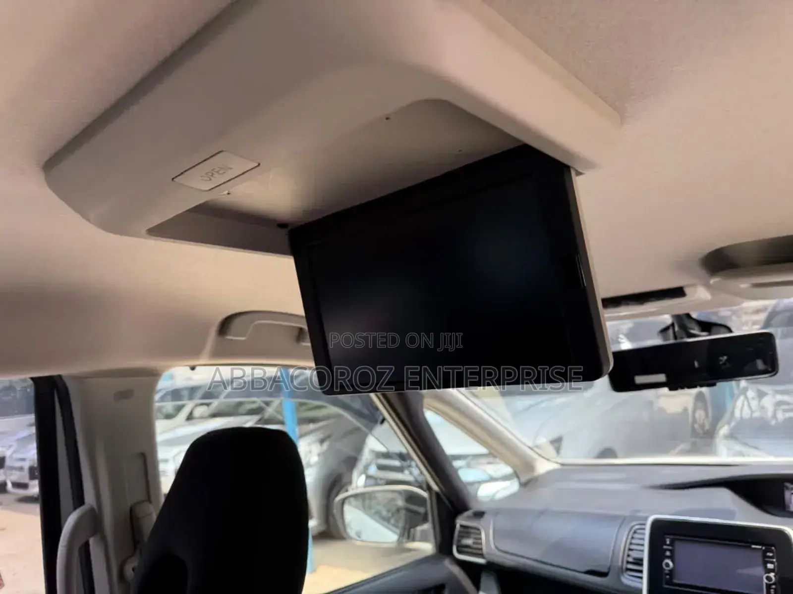 Nissan Serena 2018 Pearl