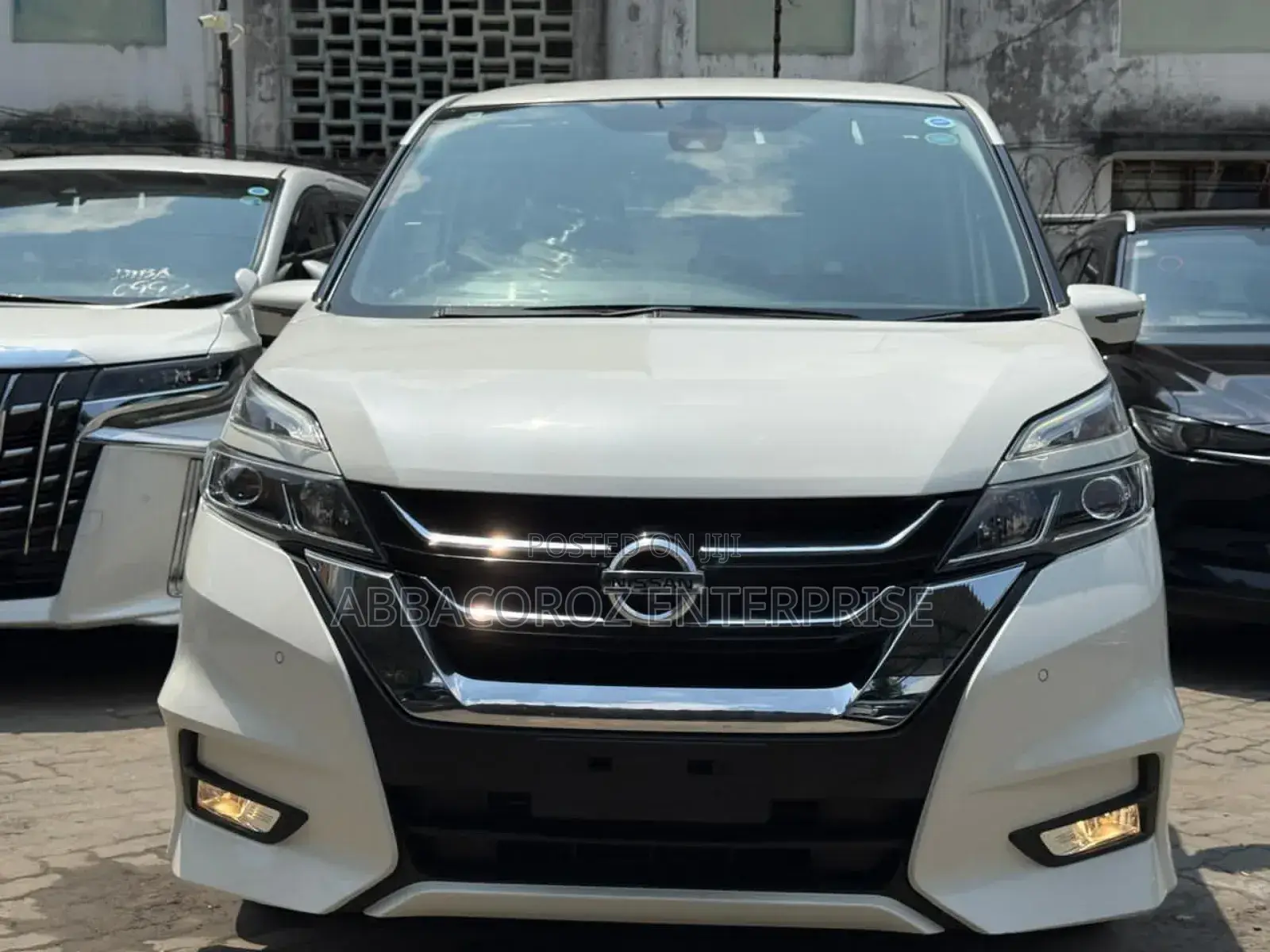 Nissan Serena 2018 Pearl