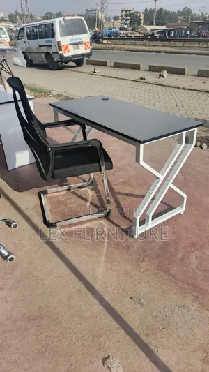 Wheel Less Office Chair Plus Metallic Frame Office Table
