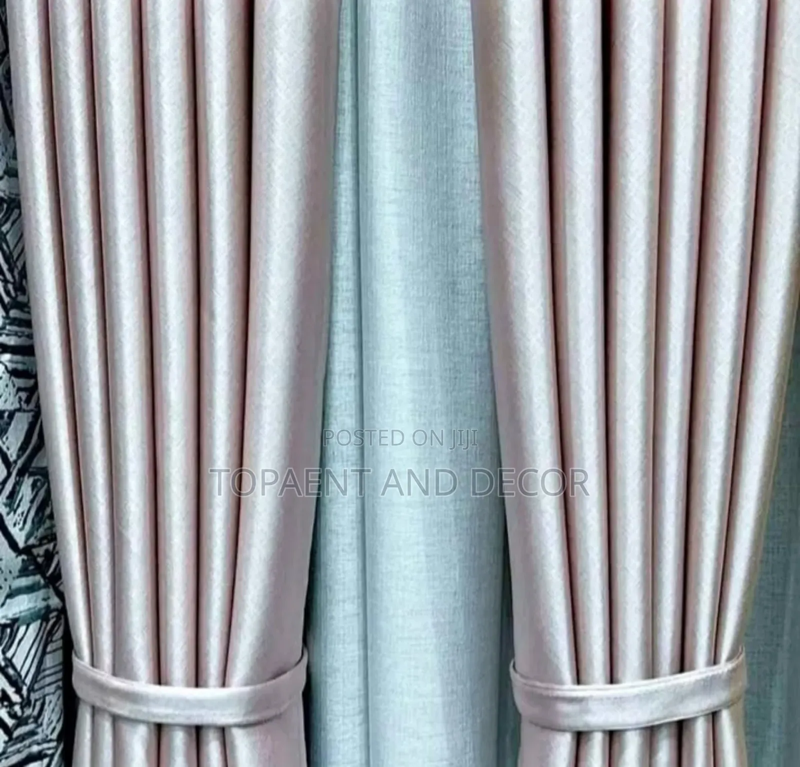 Quality Fabric Heavy Curtains Beautiful and Durable