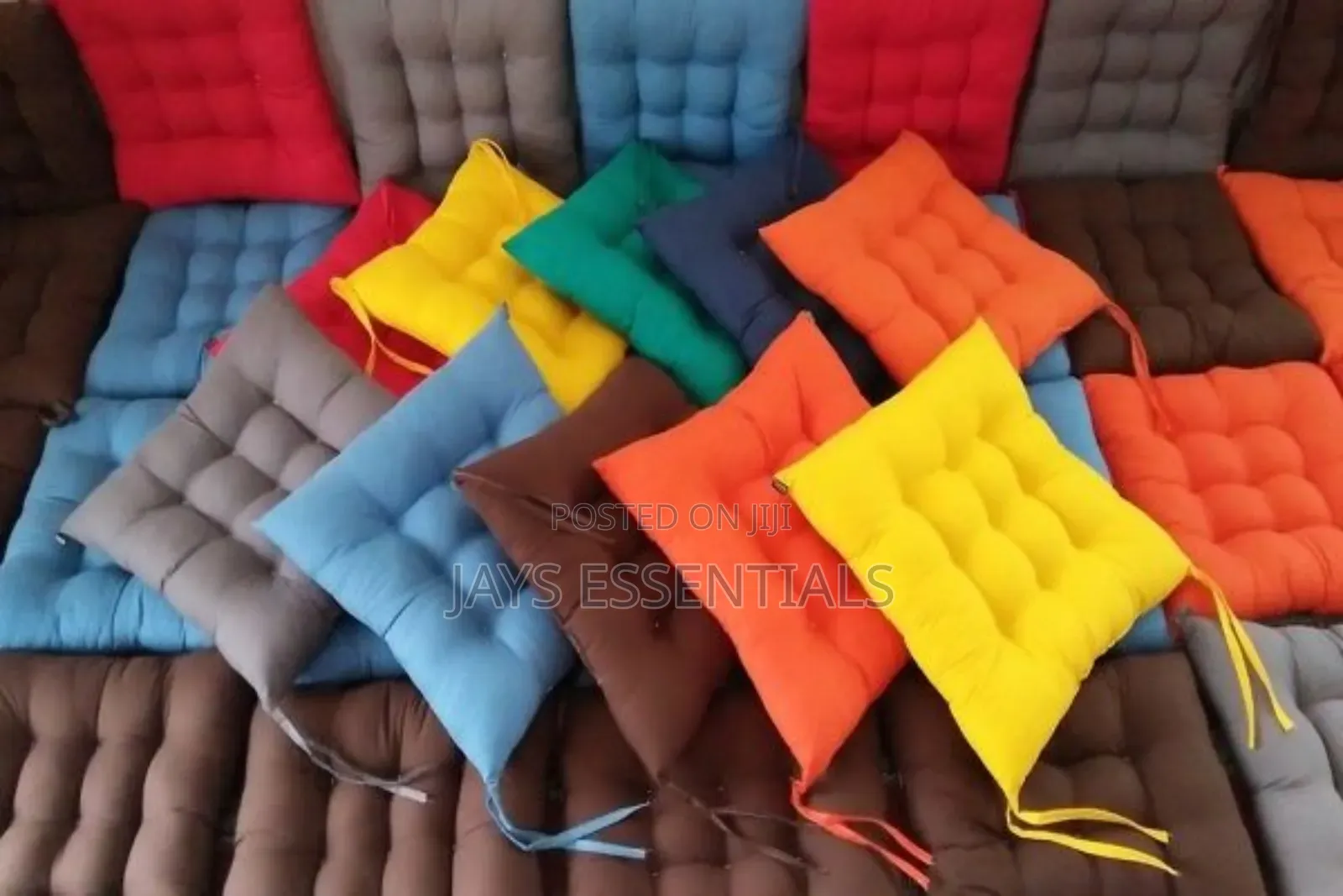 Comforter Chair Pad