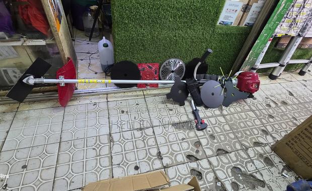 Brush Cutter 4stroke With 9 Blades - main view