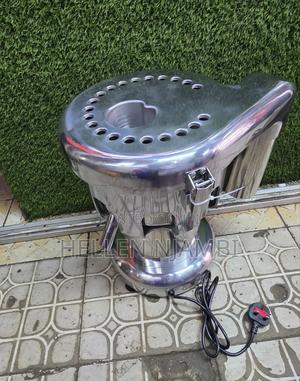 A-2000 Commercial Juicer - thumbnail 2