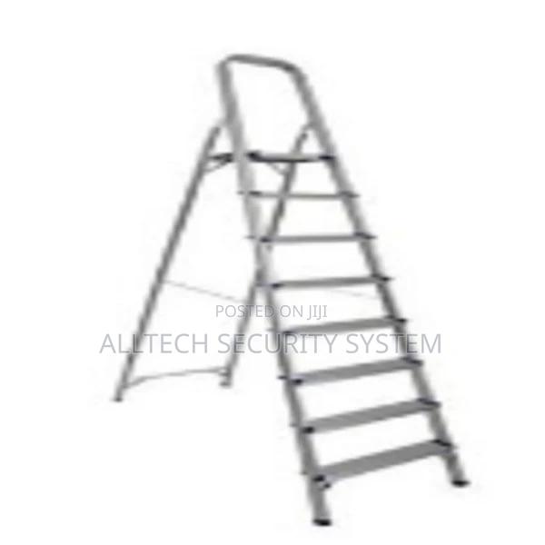 Six Steps Ladder