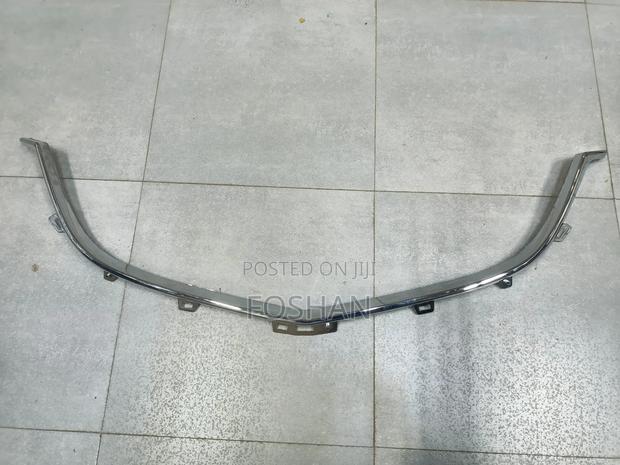 Cx5 2012-2015 Grille Chrome - main view