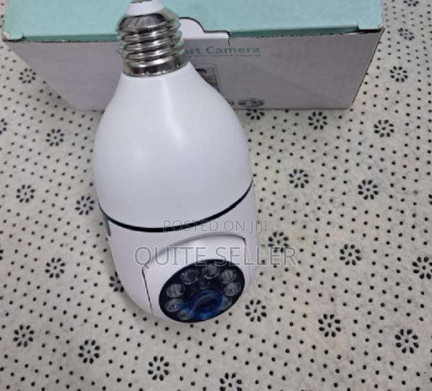Wifi PTZ CCTV Bulb Camera Surveillance Camera Single Lens Buld.