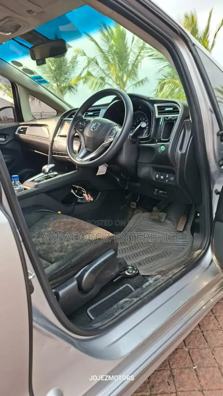 Honda Fit Shuttle 1.5 Hybrid 2WD 2018 Silver