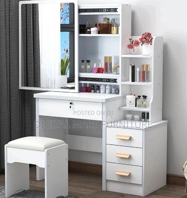 Dressing Table: White Make Up Counter Dressing Table