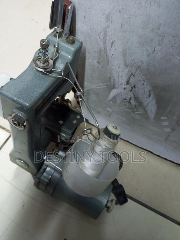 Professional Bag Closer - main view