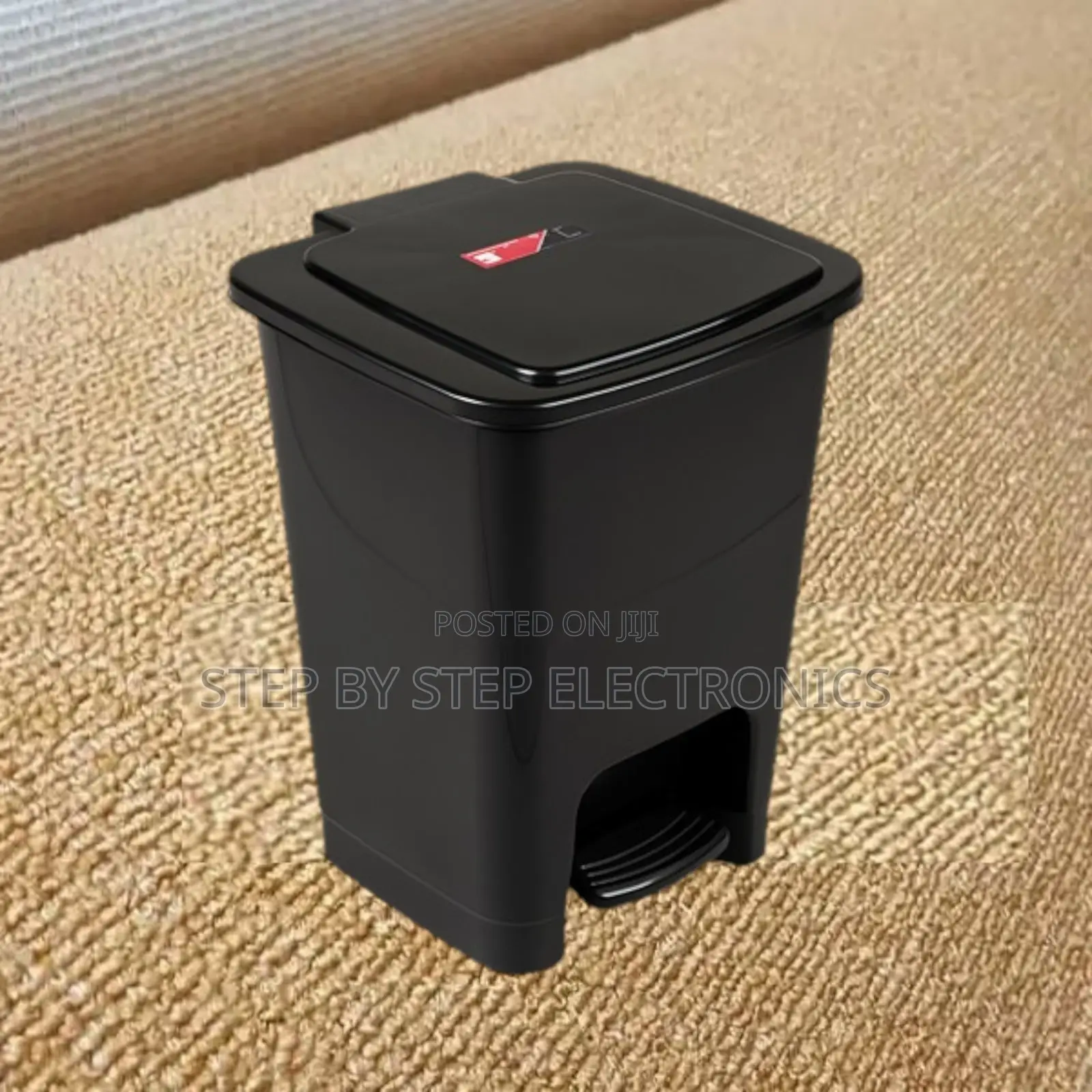 Stylish 30l Hard Plastic Step Pedal Waste Bin Trash Can for Kitchen