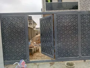 Modern New Design Sliding Gate