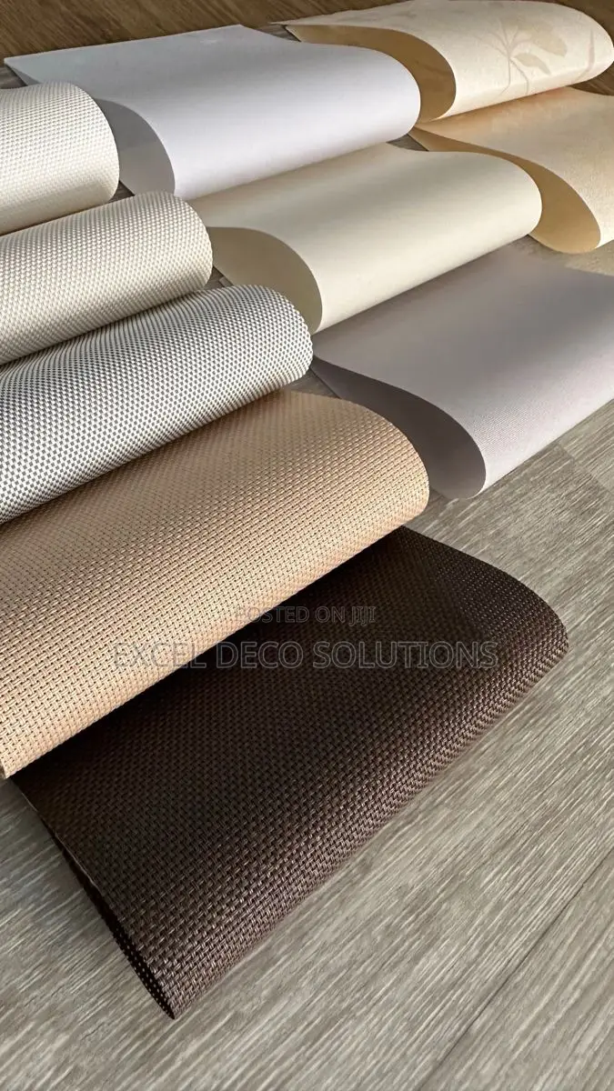 Elegant Sunscreen Roller Blinds for Modern Homes
