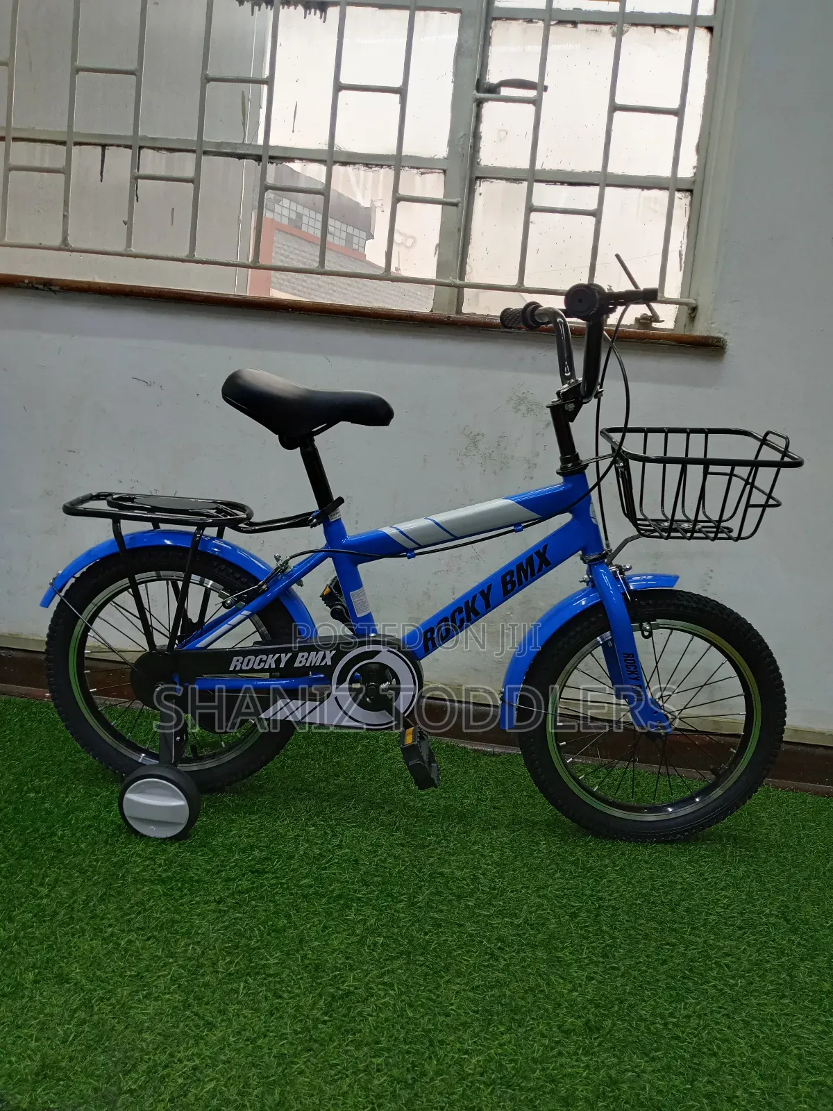 Size 16 Bikes With Training Wheels