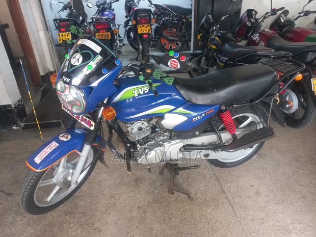 TVS HLX Plus ES 2024 Blue - main view