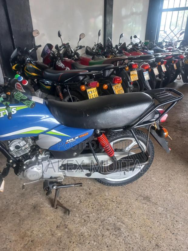 TVS HLX Plus ES 2024 Blue - thumbnail 3