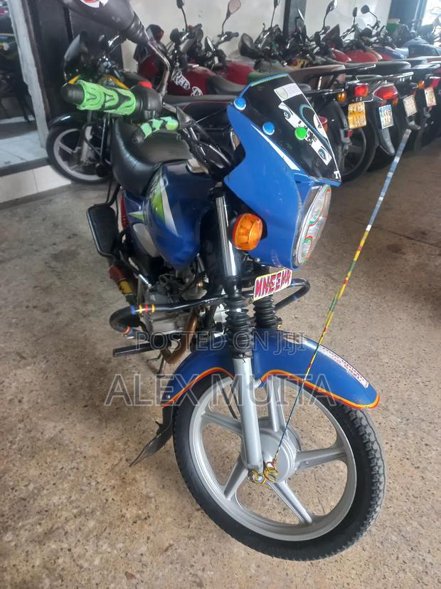 TVS HLX Plus ES 2024 Blue - thumbnail 7