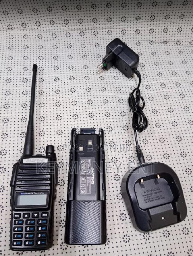 Baofeng Uv 82 Radio Calls With Big Battery 8watts 3500mah