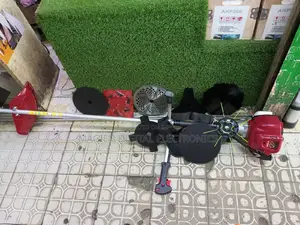 Well Performing 4stroke Brush Cutter With 9blades